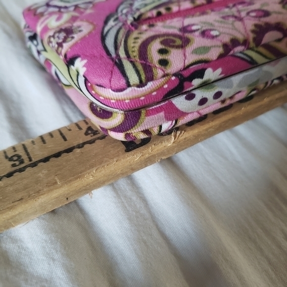 Vera Bradley Very Berry Paisley‎ hard Wallet - Picture 7 of 11